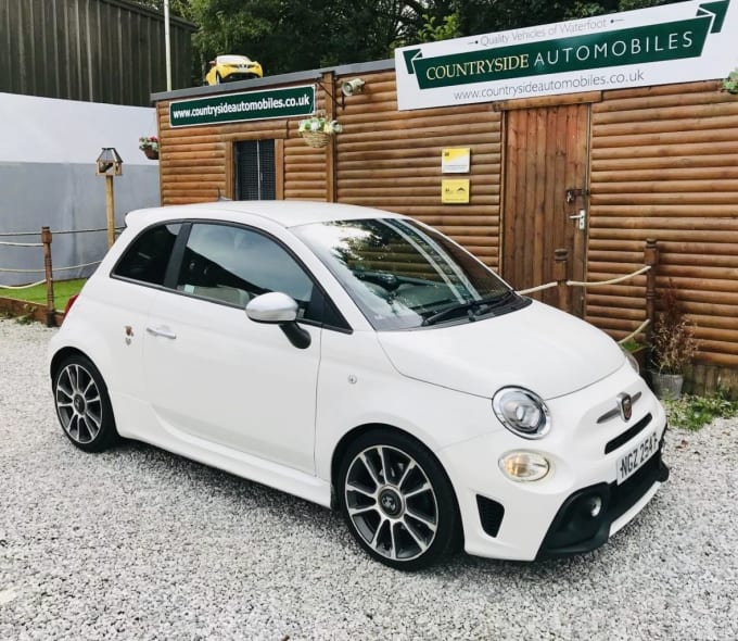 2025 Abarth 595