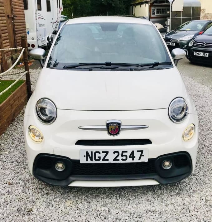 2025 Abarth 595