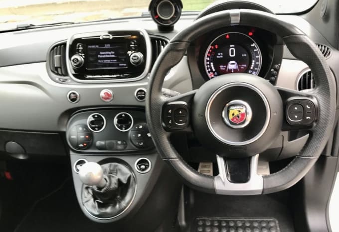 2025 Abarth 595
