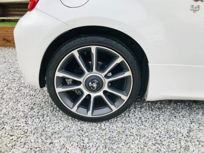 2025 Abarth 595