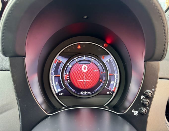 2025 Abarth 595
