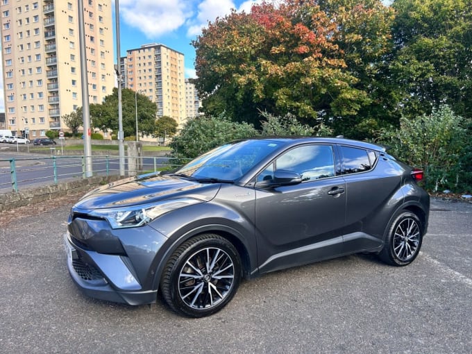 2024 Toyota C-hr