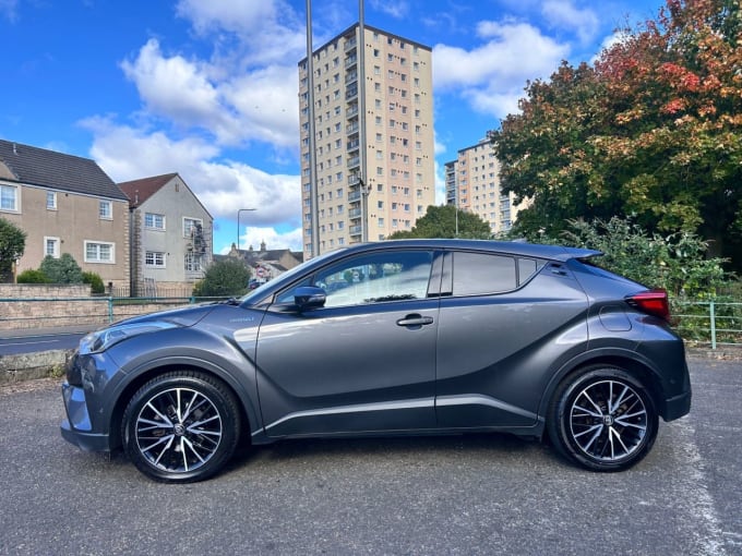 2024 Toyota C-hr