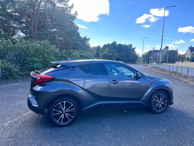 2024 Toyota C-hr