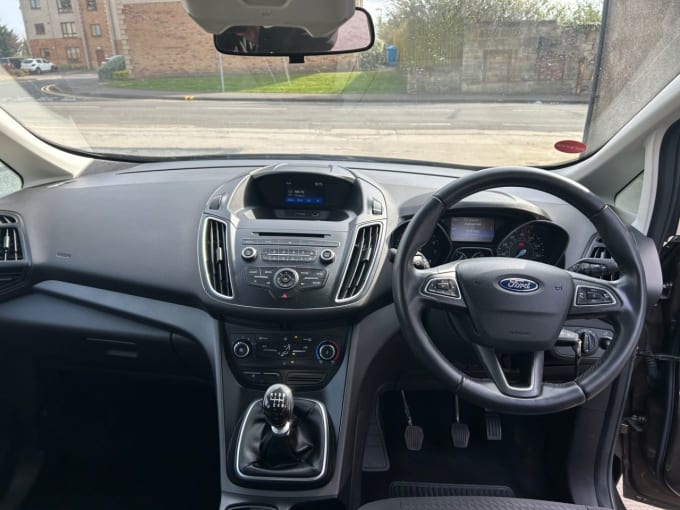 2025 Ford C-max