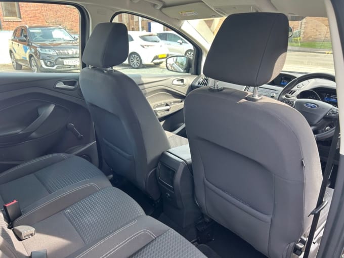 2025 Ford C-max