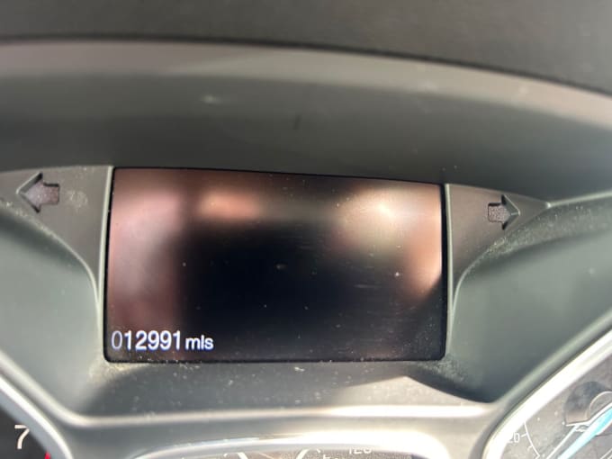 2025 Ford C-max
