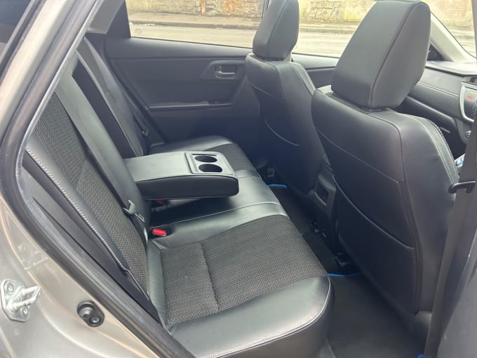 2025 Toyota Auris