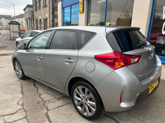2025 Toyota Auris