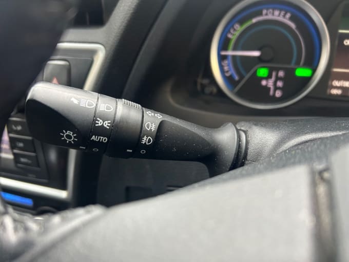 2025 Toyota Auris