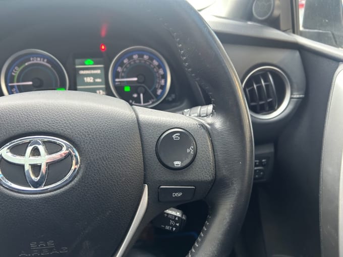 2025 Toyota Auris
