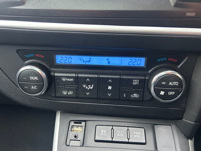 2025 Toyota Auris