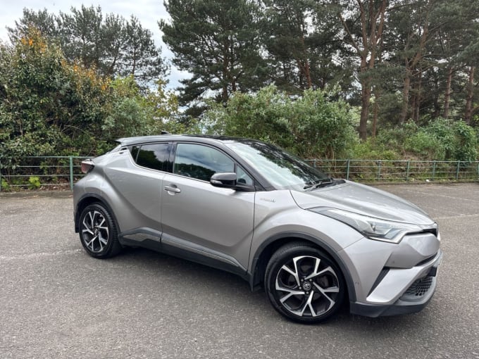 2025 Toyota C-hr