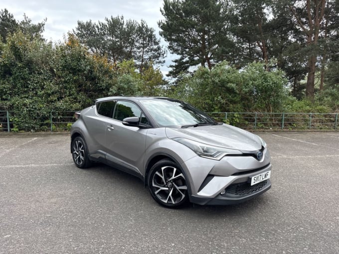 2025 Toyota C-hr