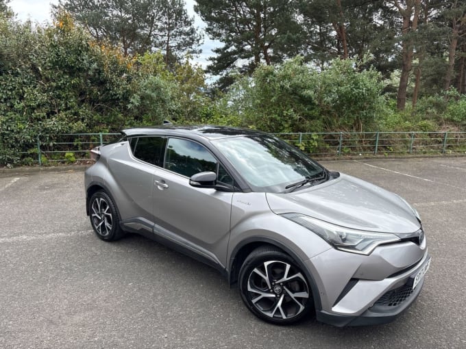 2025 Toyota C-hr