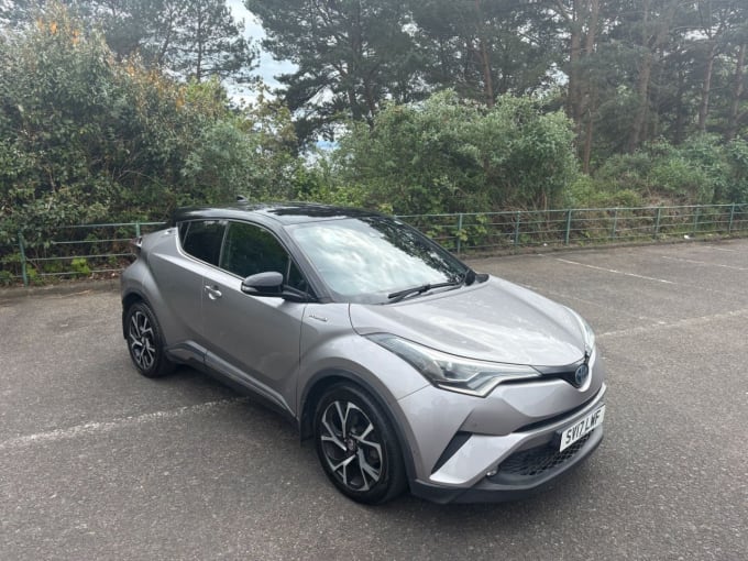2025 Toyota C-hr