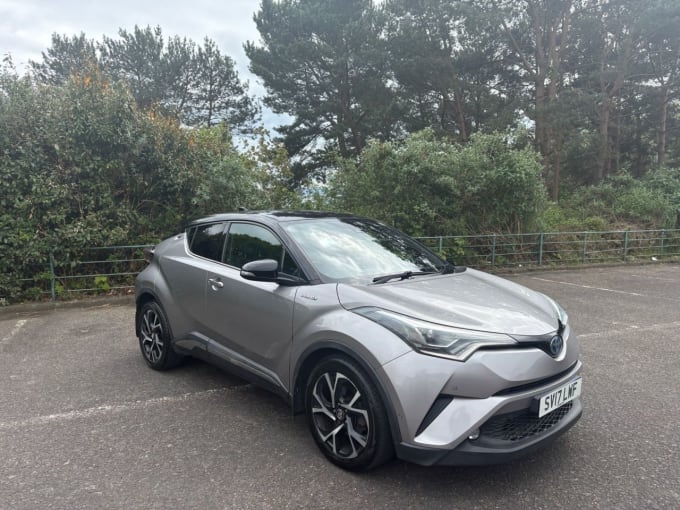 2025 Toyota C-hr