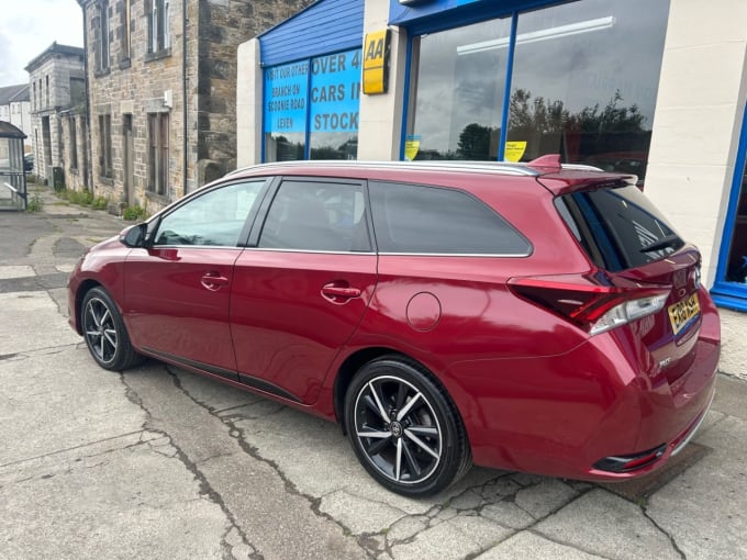 2025 Toyota Auris