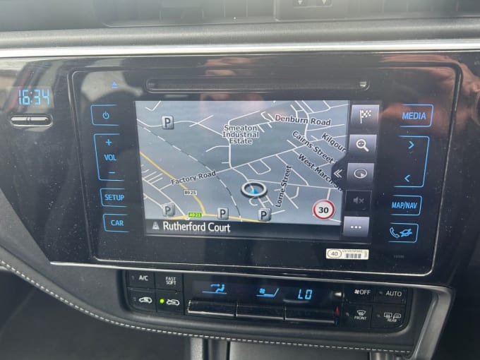 2025 Toyota Auris