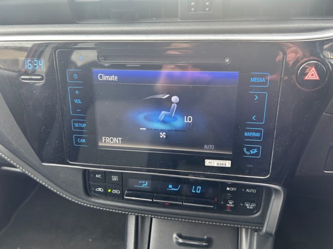 2025 Toyota Auris