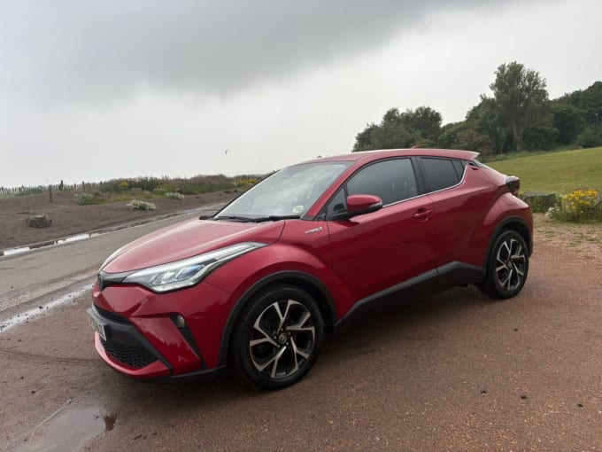 2025 Toyota C-hr