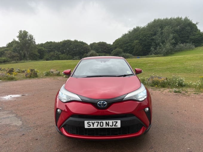 2025 Toyota C-hr