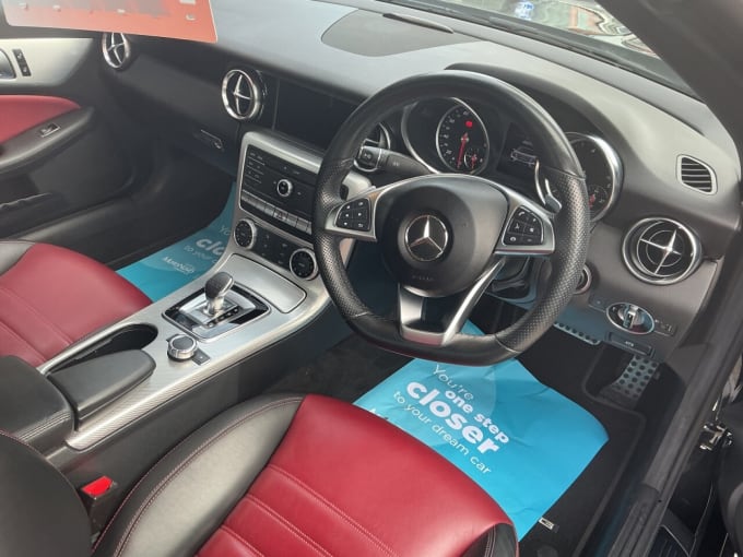 2025 Mercedes-benz Slc