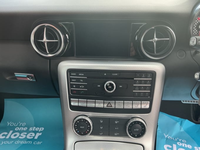 2025 Mercedes-benz Slc