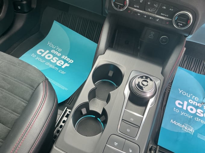 2025 Ford Kuga