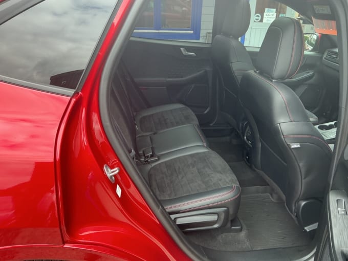 2025 Ford Kuga