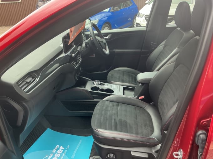 2025 Ford Kuga
