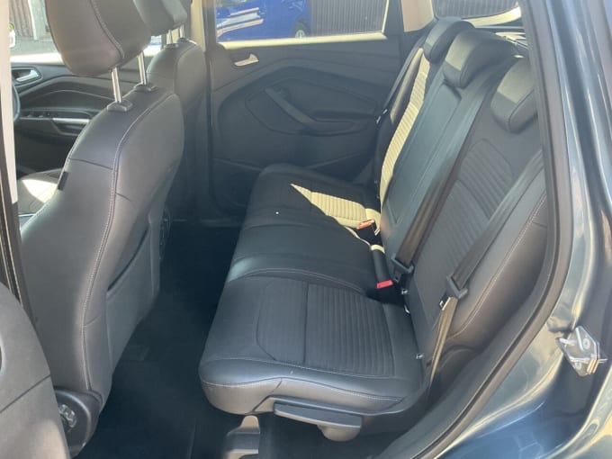 2025 Ford Kuga