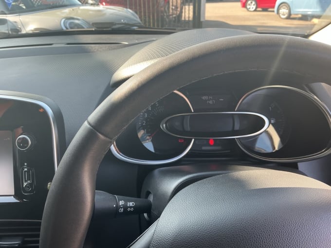 2025 Renault Clio