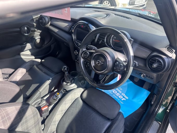 2025 Mini Hatch