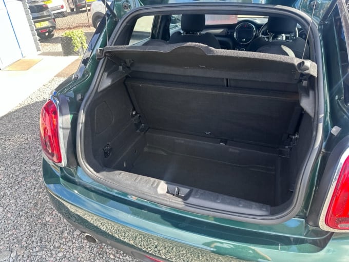 2025 Mini Hatch
