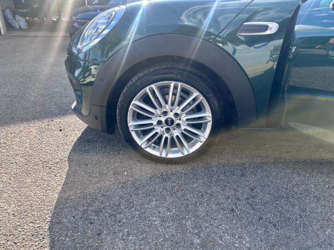 2025 Mini Hatch