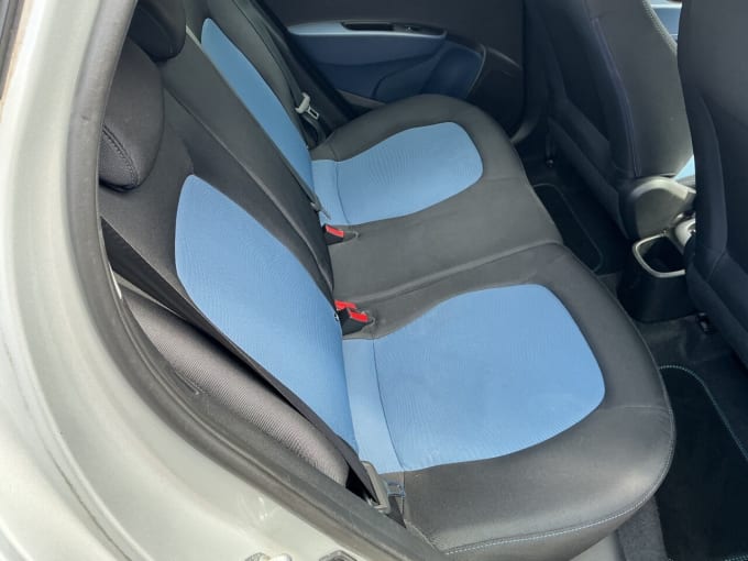 2025 Hyundai I10