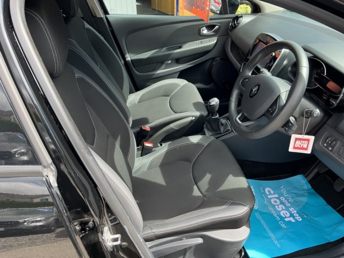 2025 Renault Clio