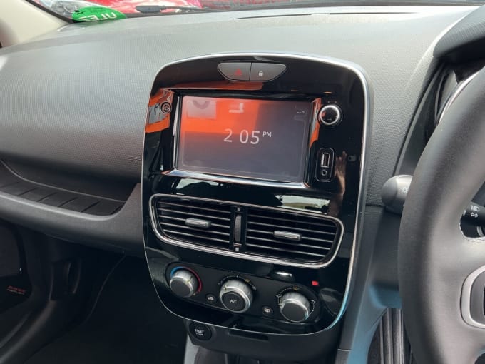 2025 Renault Clio
