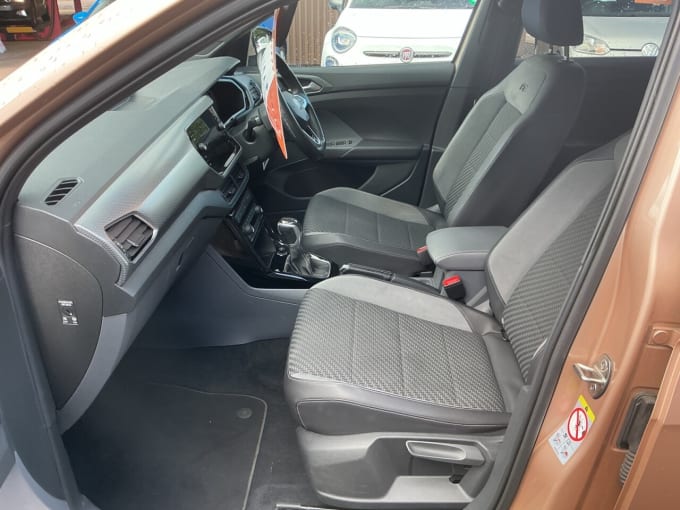 2025 Volkswagen T-cross