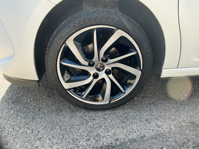 2025 Ds Automobiles Ds 3