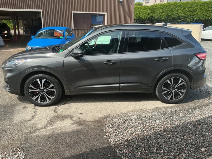 2025 Ford Kuga