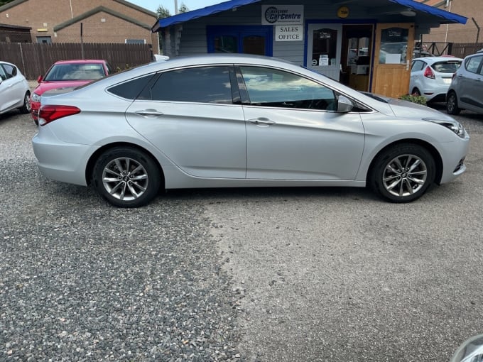 2025 Hyundai I40