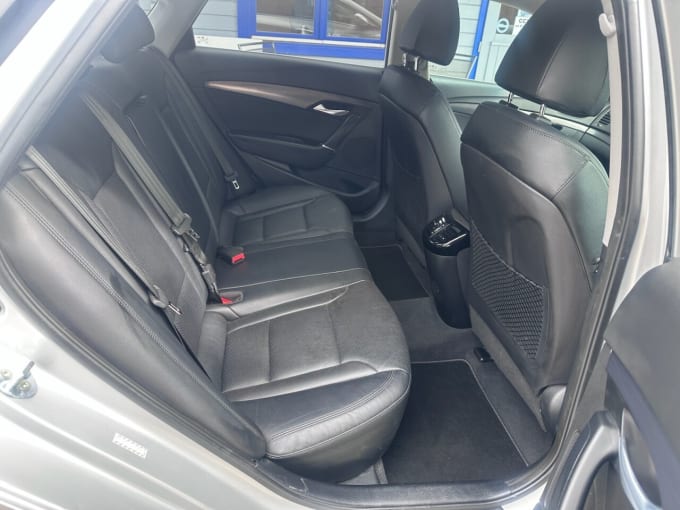 2025 Hyundai I40