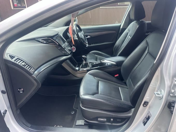 2025 Hyundai I40