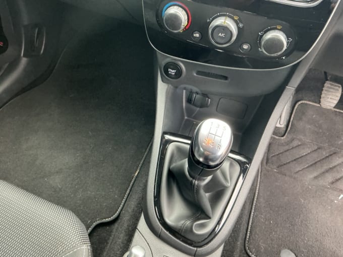 2025 Renault Clio