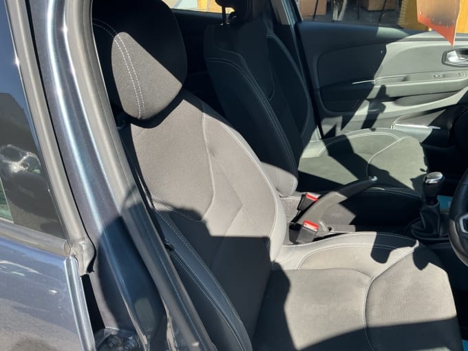 2025 Renault Clio
