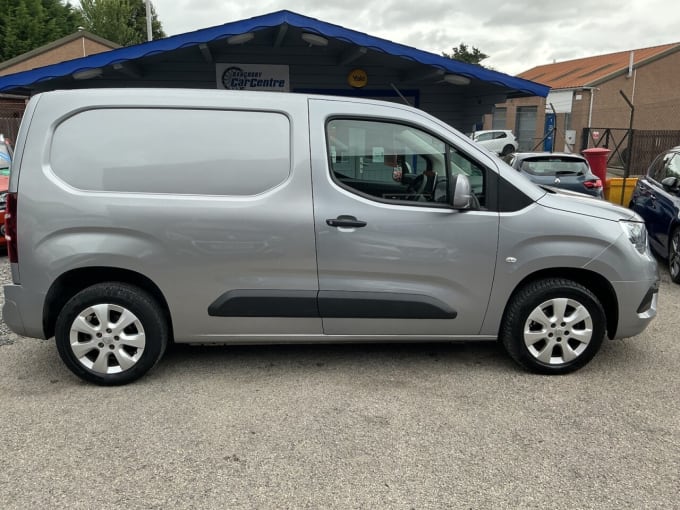2025 Vauxhall Combo