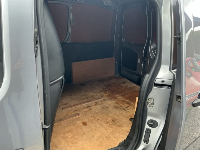 2025 Vauxhall Combo