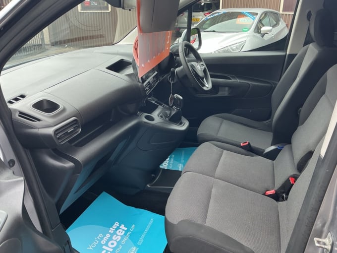 2025 Vauxhall Combo